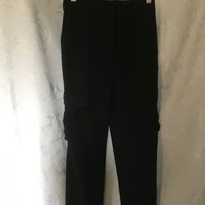 Straight Black pants with side pockets, 2 front pockets and belt hooks